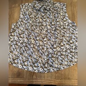 Levi's Floral Button-Up Blouse - Black, White, Blue